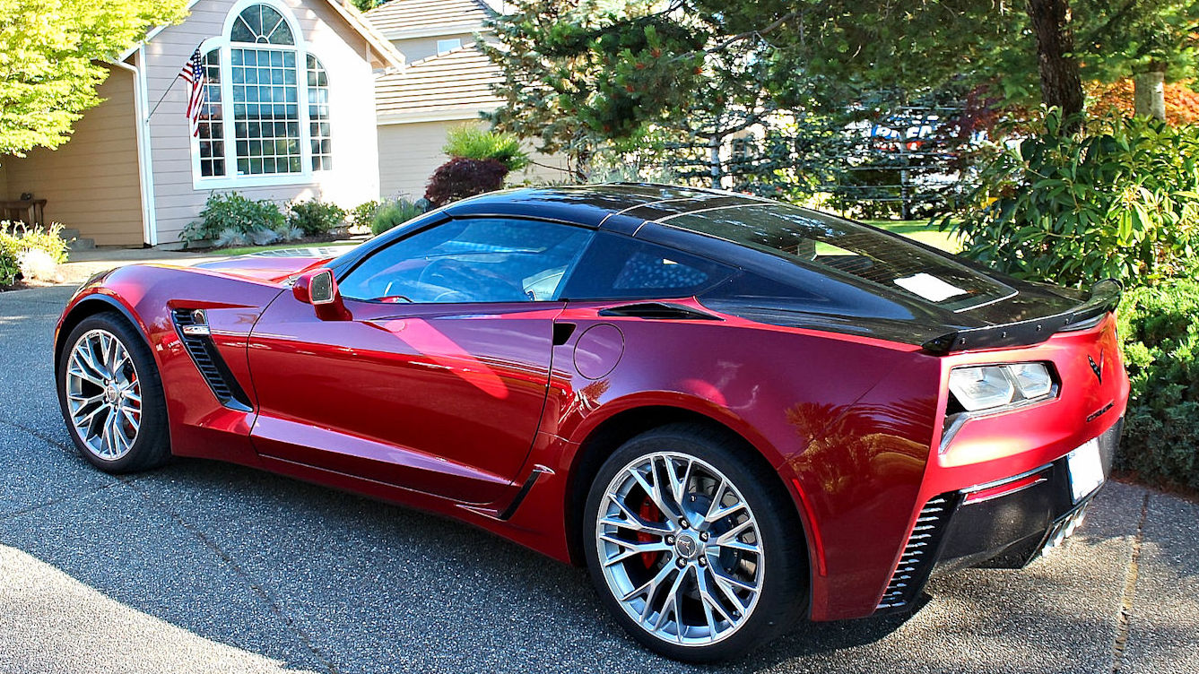 Click to Enlarge-Esc to Close Corvette Generations/C7/C7 2015 Z06 red - black top wrap.jpg